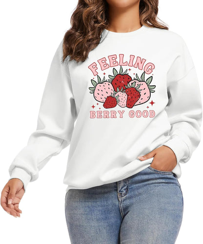 Cute Strawberry Graphic Crewneck Sweatshirt for Women Long Sleeve